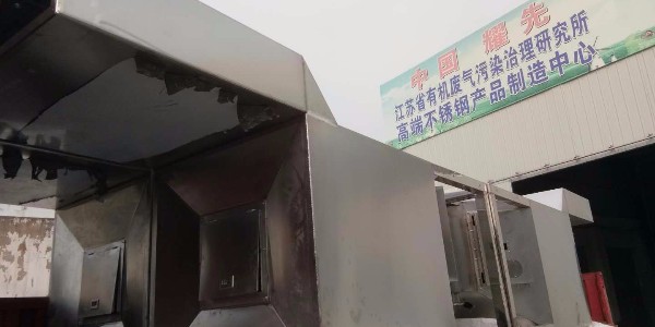 無(wú)錫布袋除塵器為什么會(huì)結(jié)露？這五點(diǎn)你該知道！